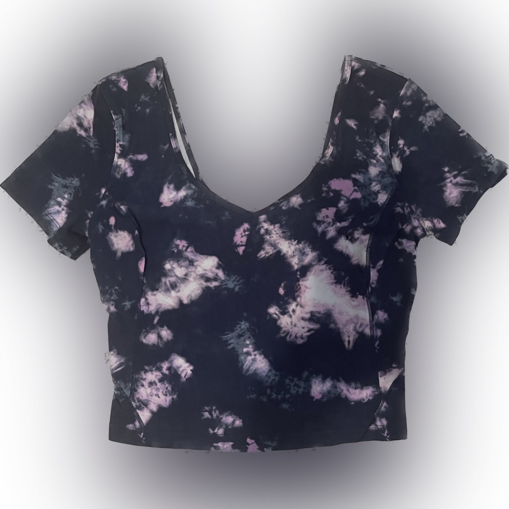 NWT Lululemon Aling Tee Collection Size6